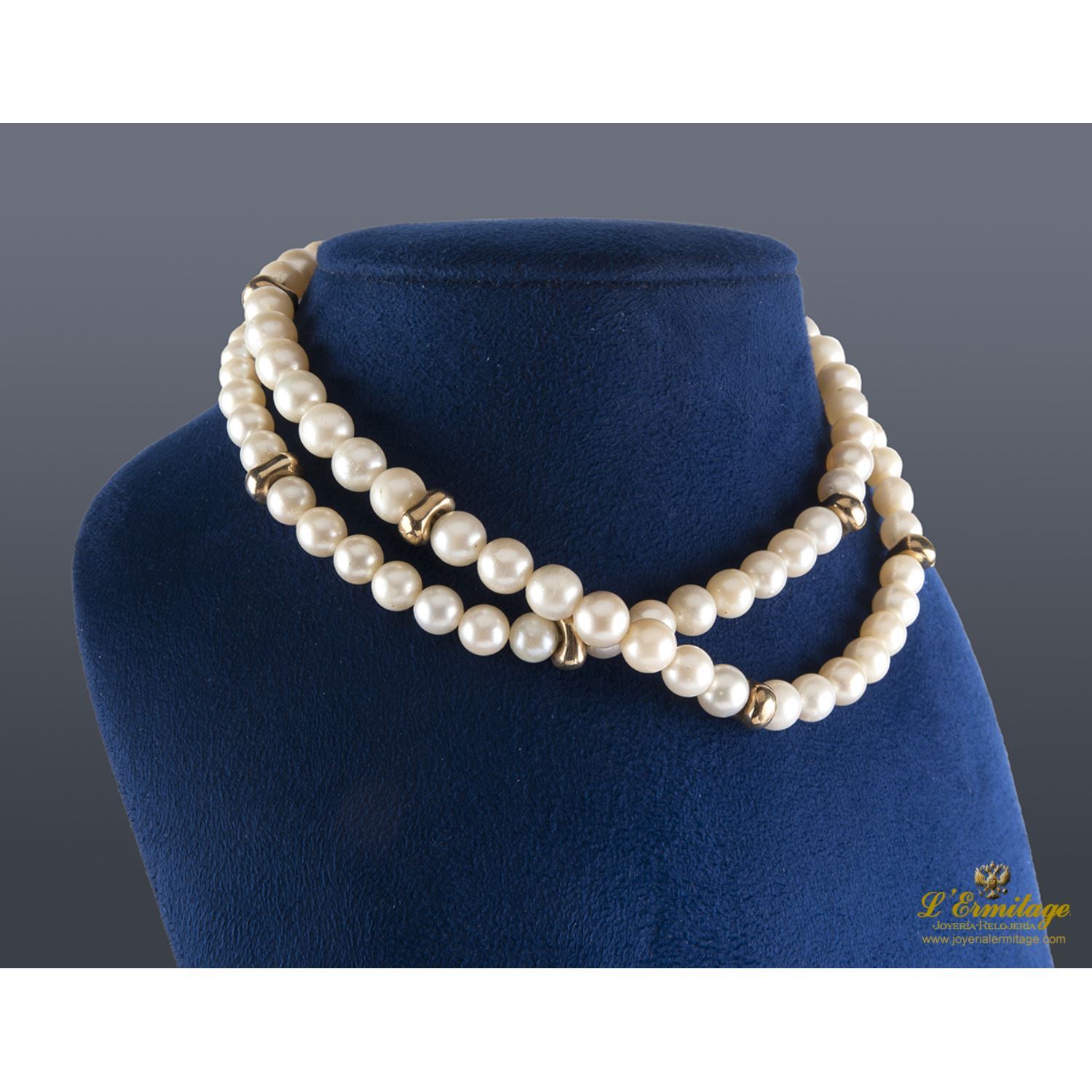 Collar perlas cultivadas broche oro amarillo y pasadores intercalados