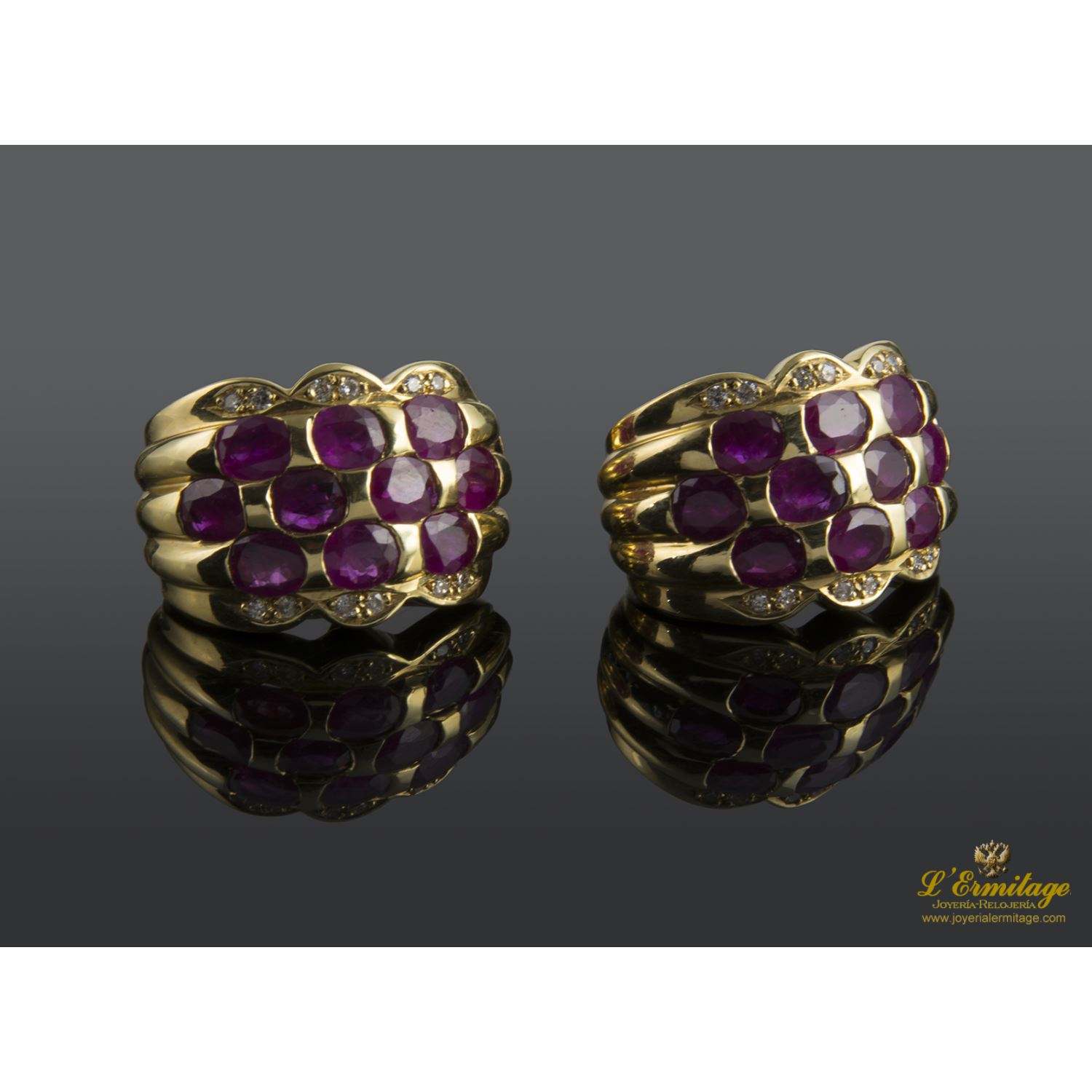 Pendientes en oro amarillo con rubíes y brillantes