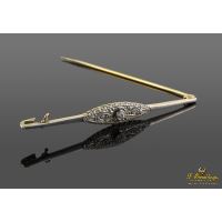 Broche-alfiler antiguo oro amarillo y plata con diamantes.