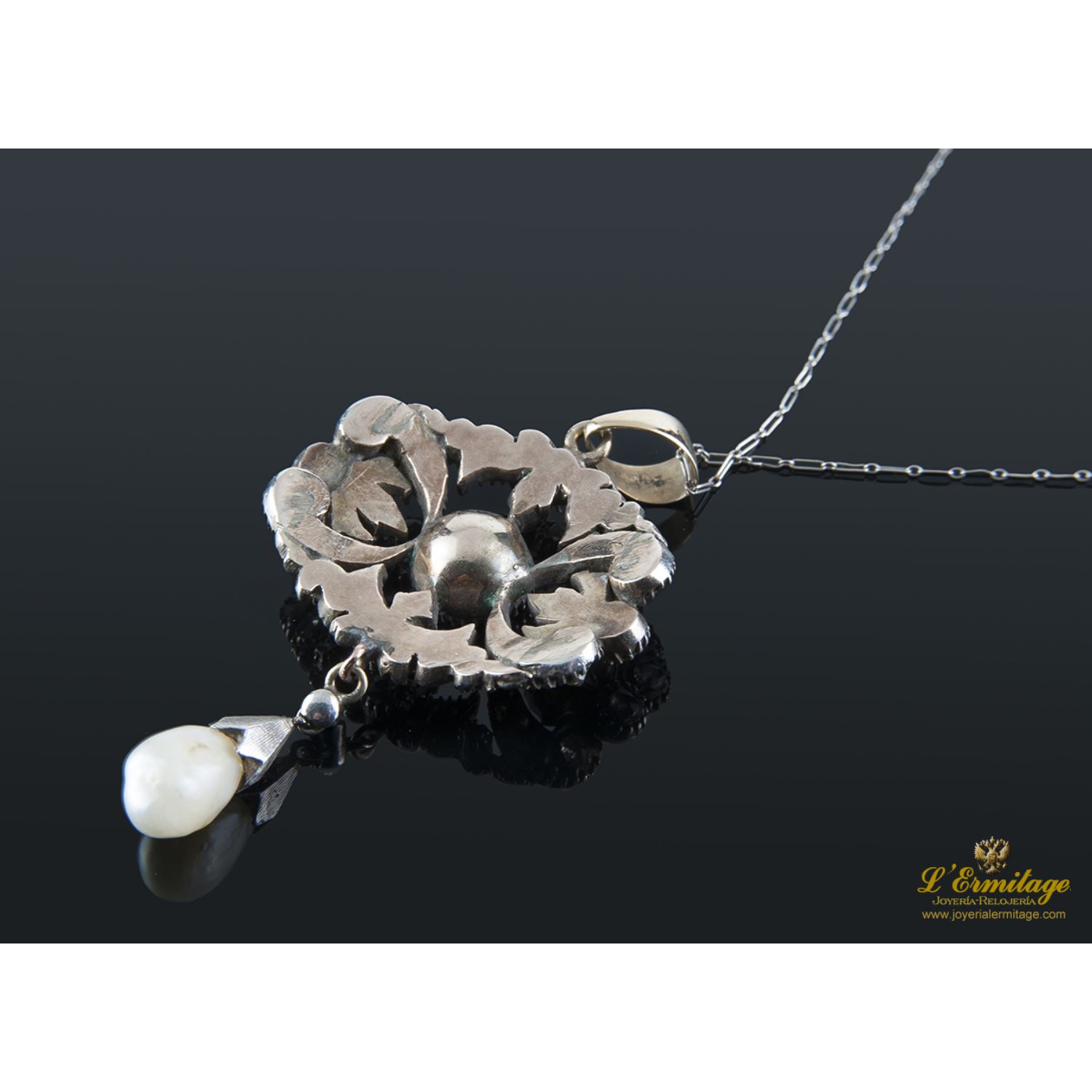 Gargantilla antigua oro bajo perla y diamantes talla antigua