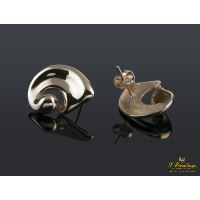 Pendientes realizados en oro amarillo.
