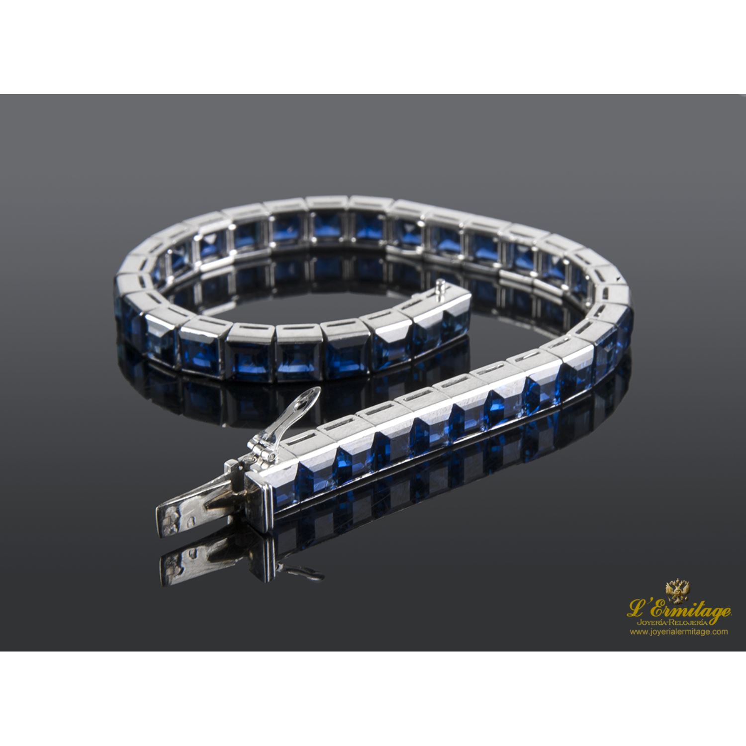 Pulsera boucheron oro blanco y zafiros