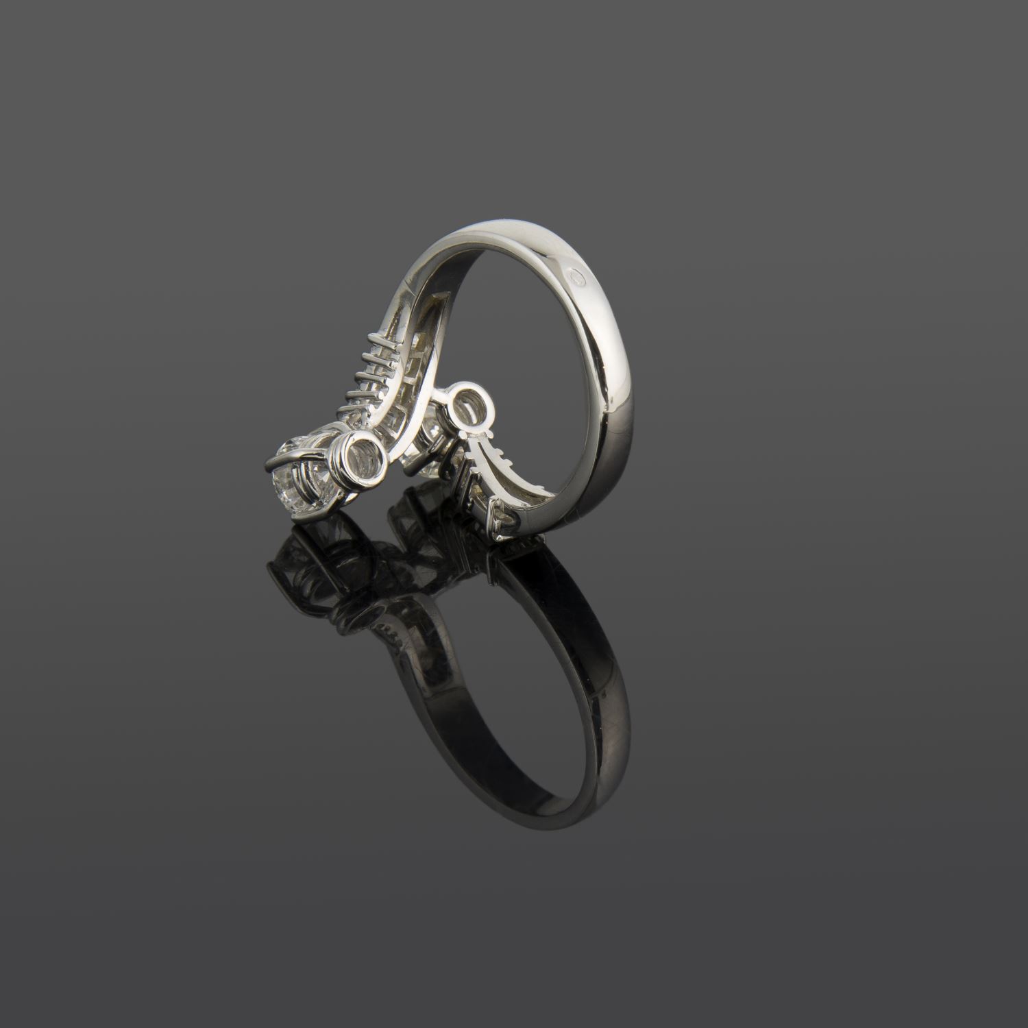 Sortija oro blanco y diamantes