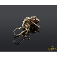 Pendientes en oro amarillo con rubíes, zafiros y brillantes