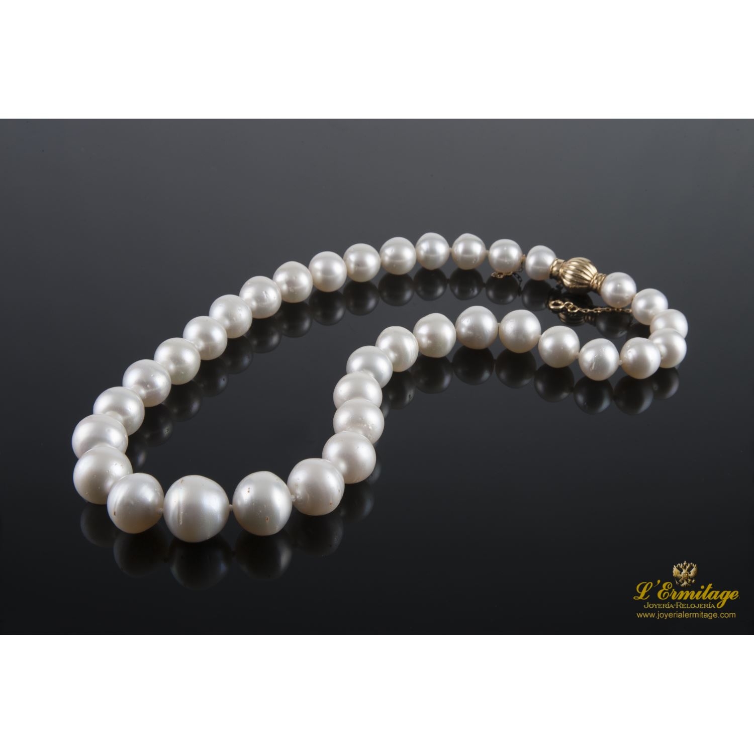 Collar de perlas australianas 