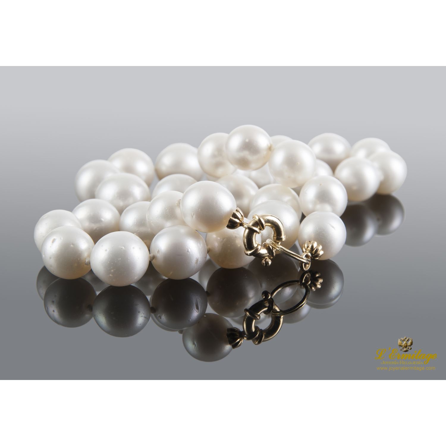 Collar perlas australianas. 45 Mm largo.