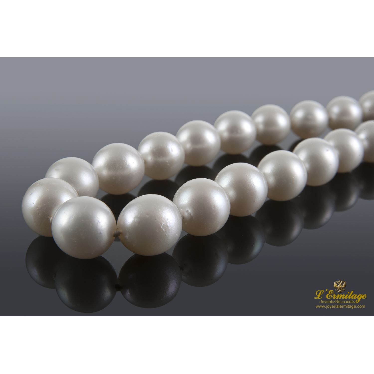 Collar perlas australianas. 45 Mm largo.