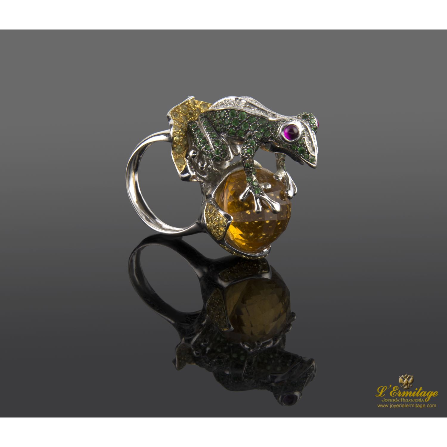 Anillo oro blanco rana y citrino