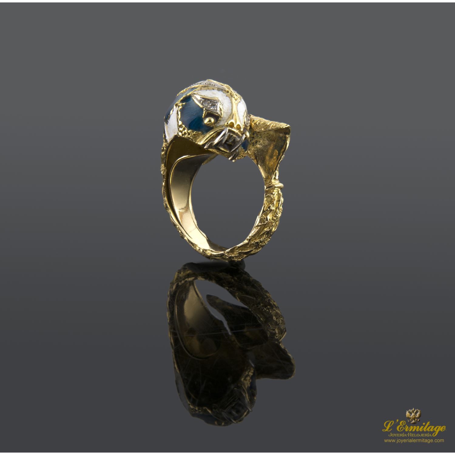 Sortija oro amarillo y esmalte pez