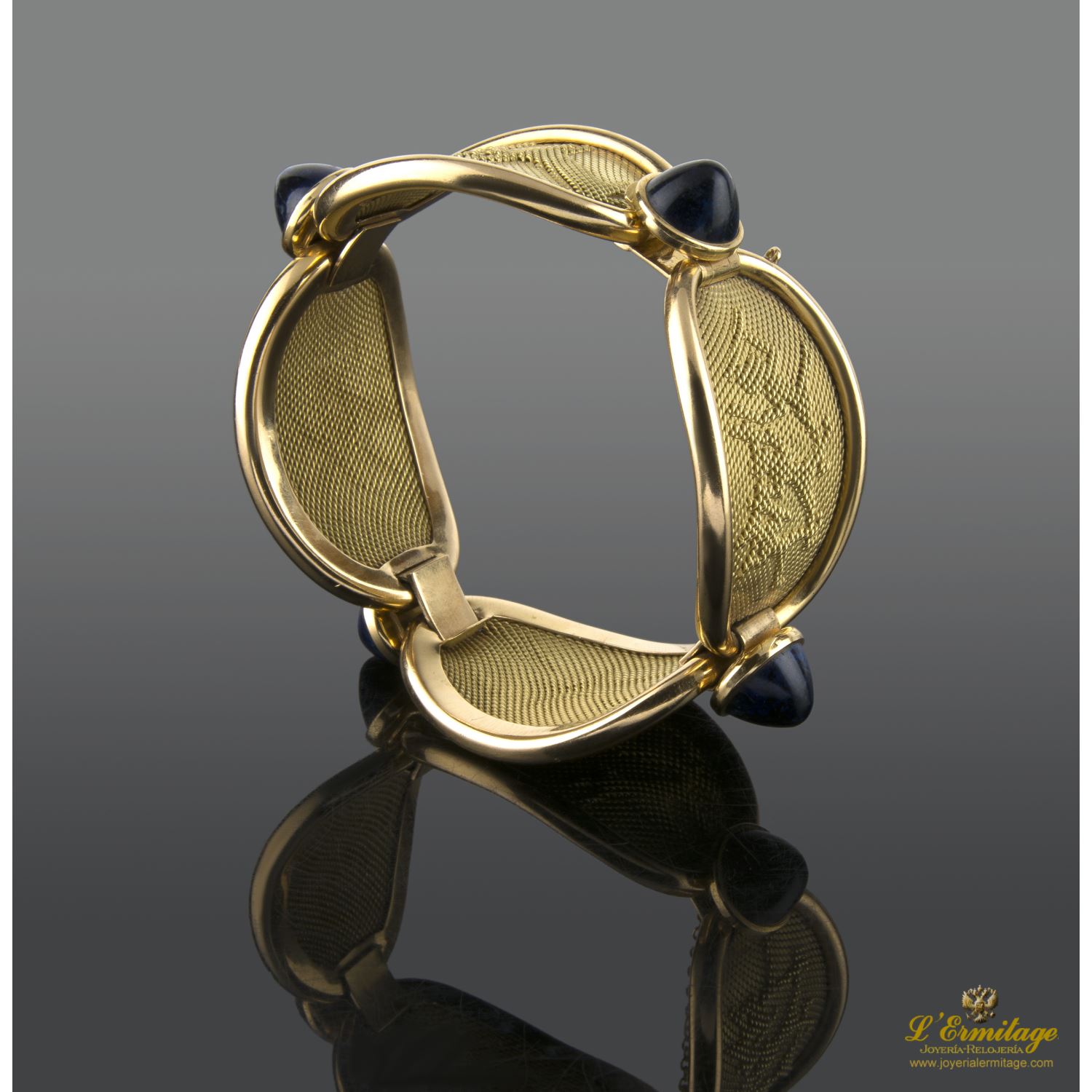 Pulsera antigua oro amarillo y zafiros cabuchón