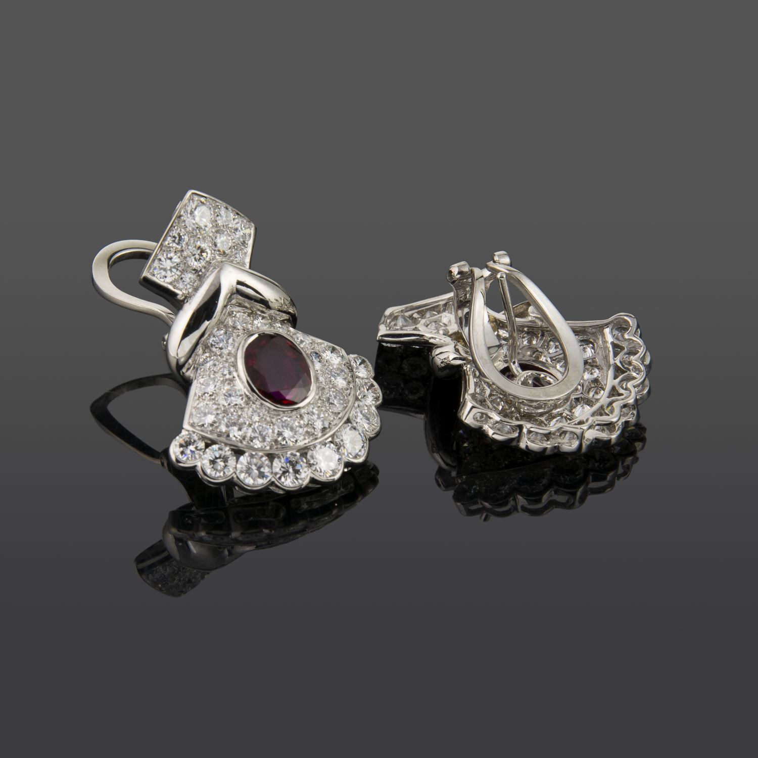 Pendientes oro blanco rubí y diamantes