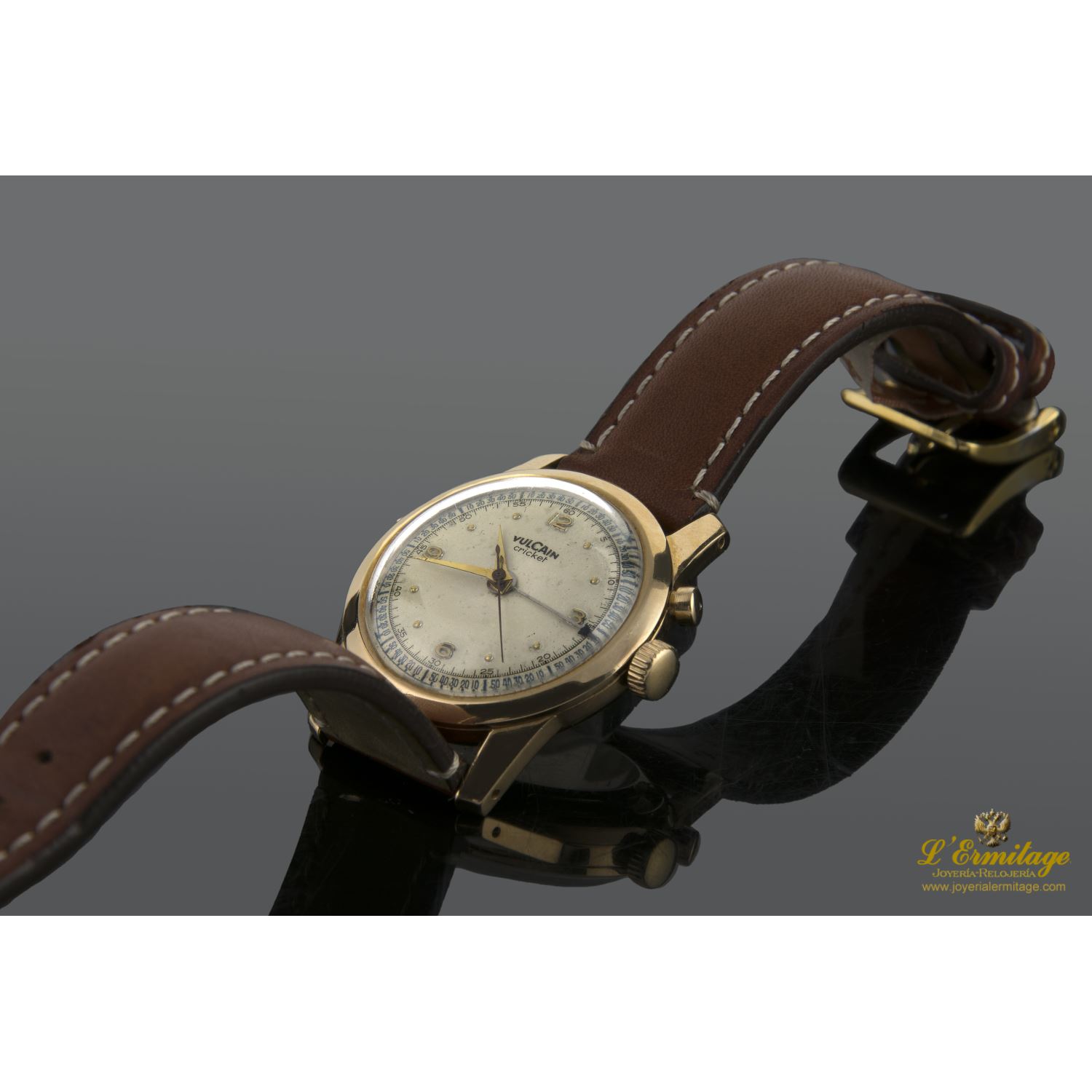 Cricket oro amarillo. 