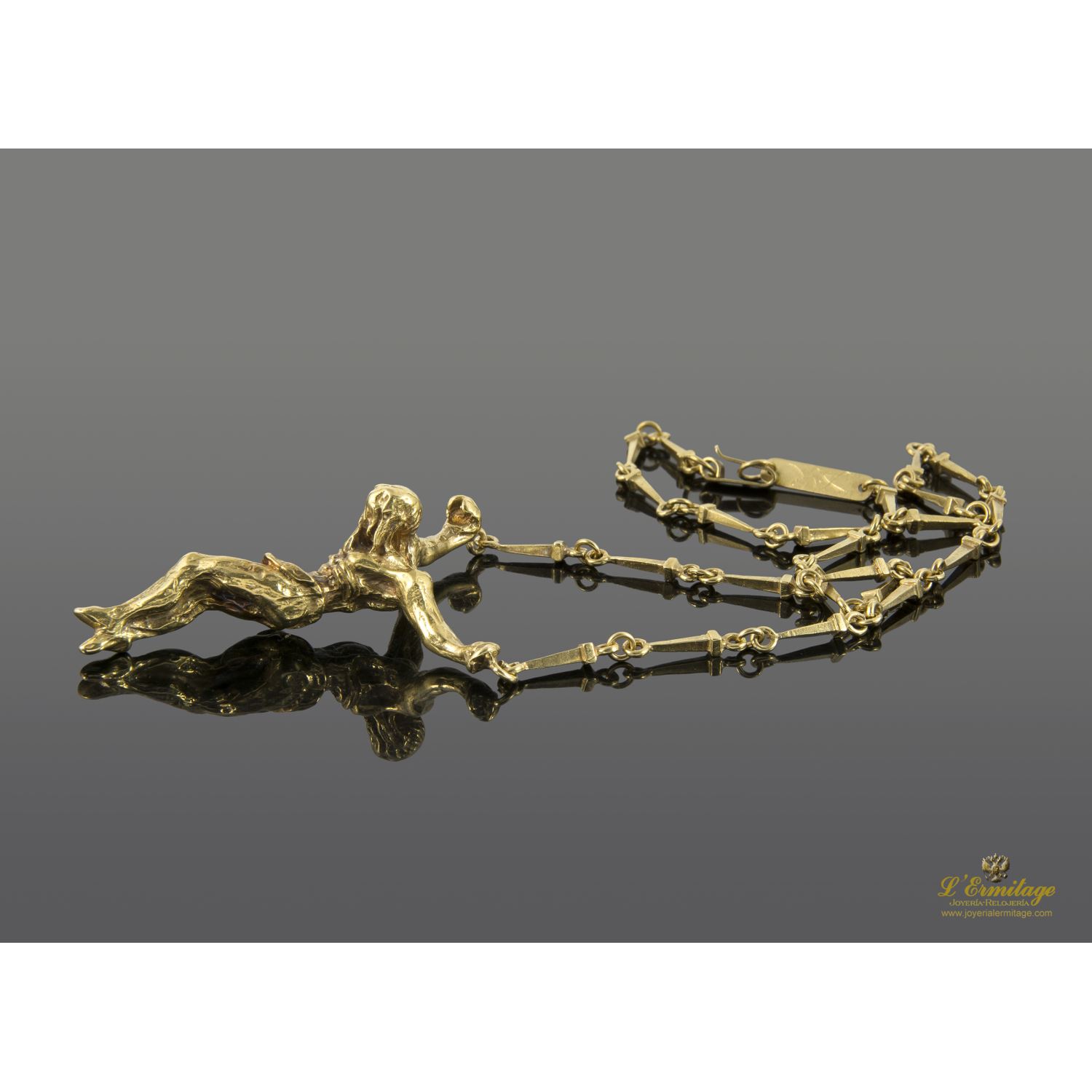 Collar cristo dalí oro amarillo