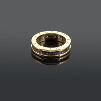 Anillo b.Zero1 de una banda en oro rosa de 18 qt y amatistas. Talla nº: 52