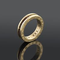 Anillo b.Zero1 de una banda en oro rosa de 18 qt y amatistas. Talla nº: 52
