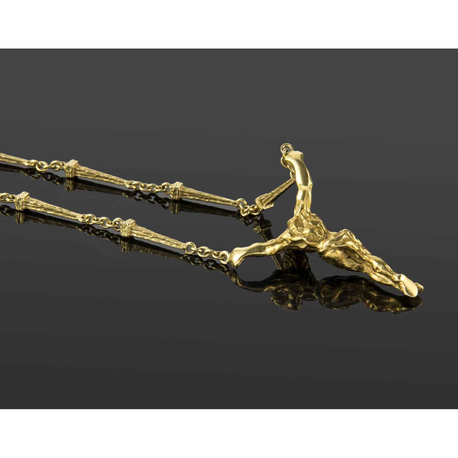 Collar cristo dalí oro amarillo