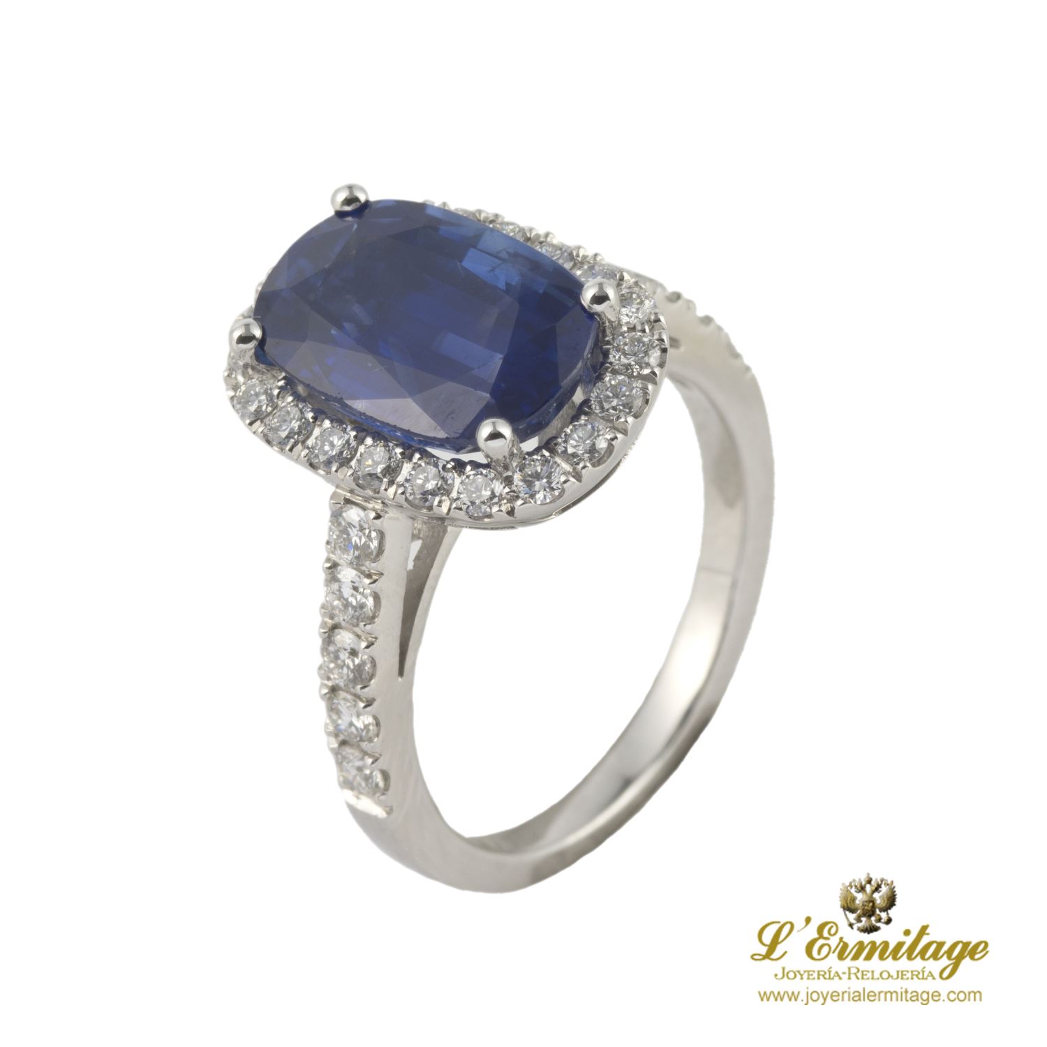 Sortija oro blanco zafiro y diamantes naturales