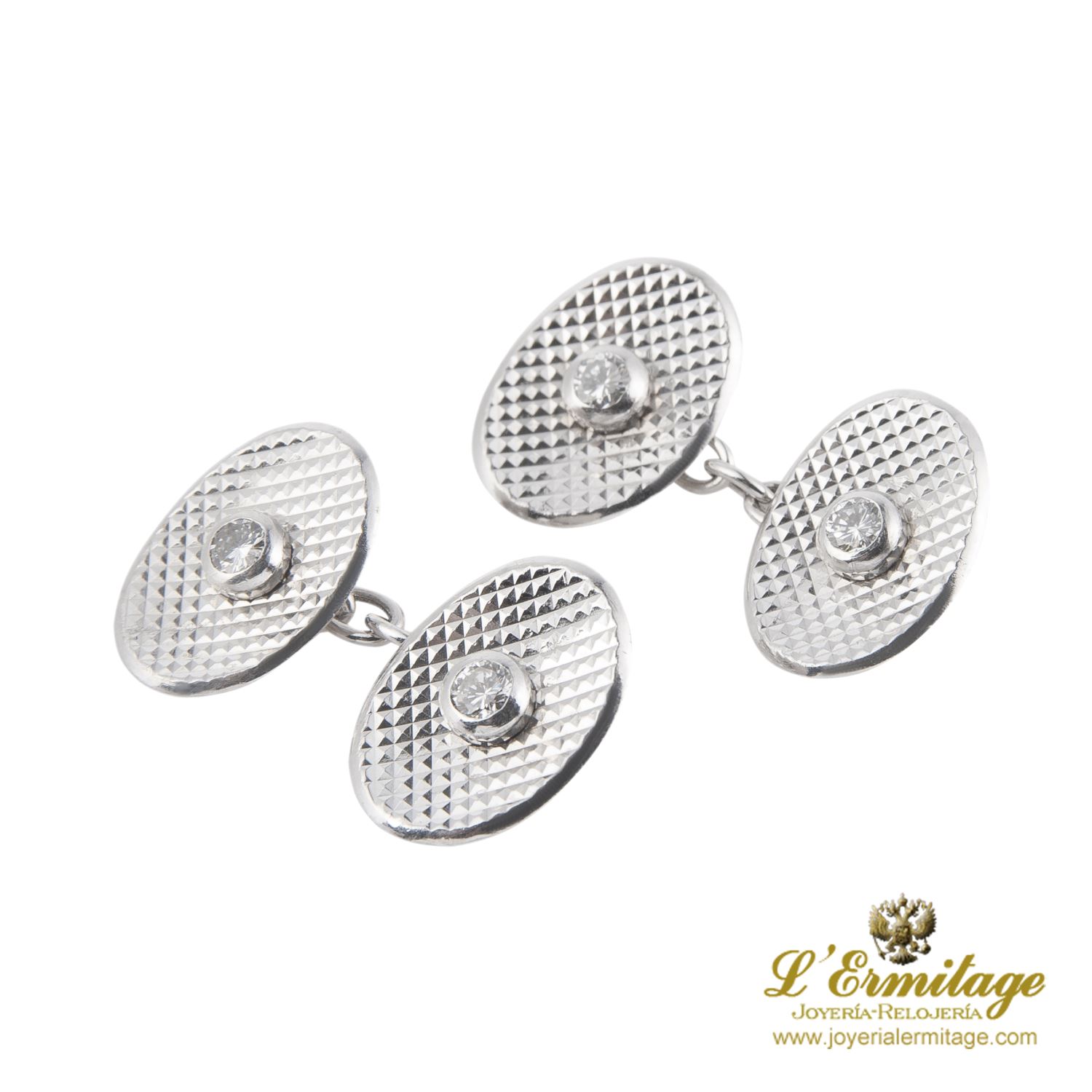 Gemelos ovalados oro blanco y diamantes