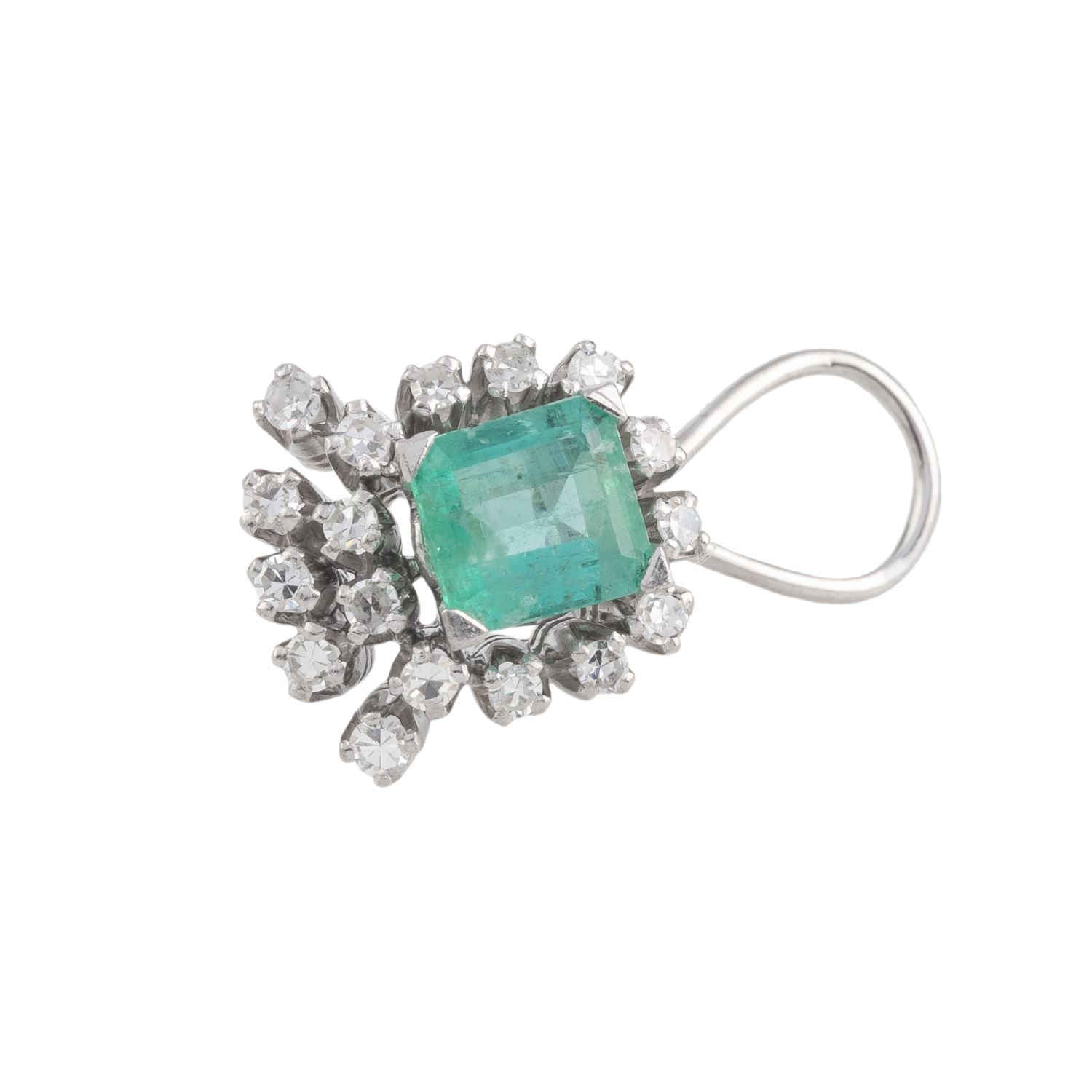 Pendientes antiguos oro blanco esmeralda y diamantes