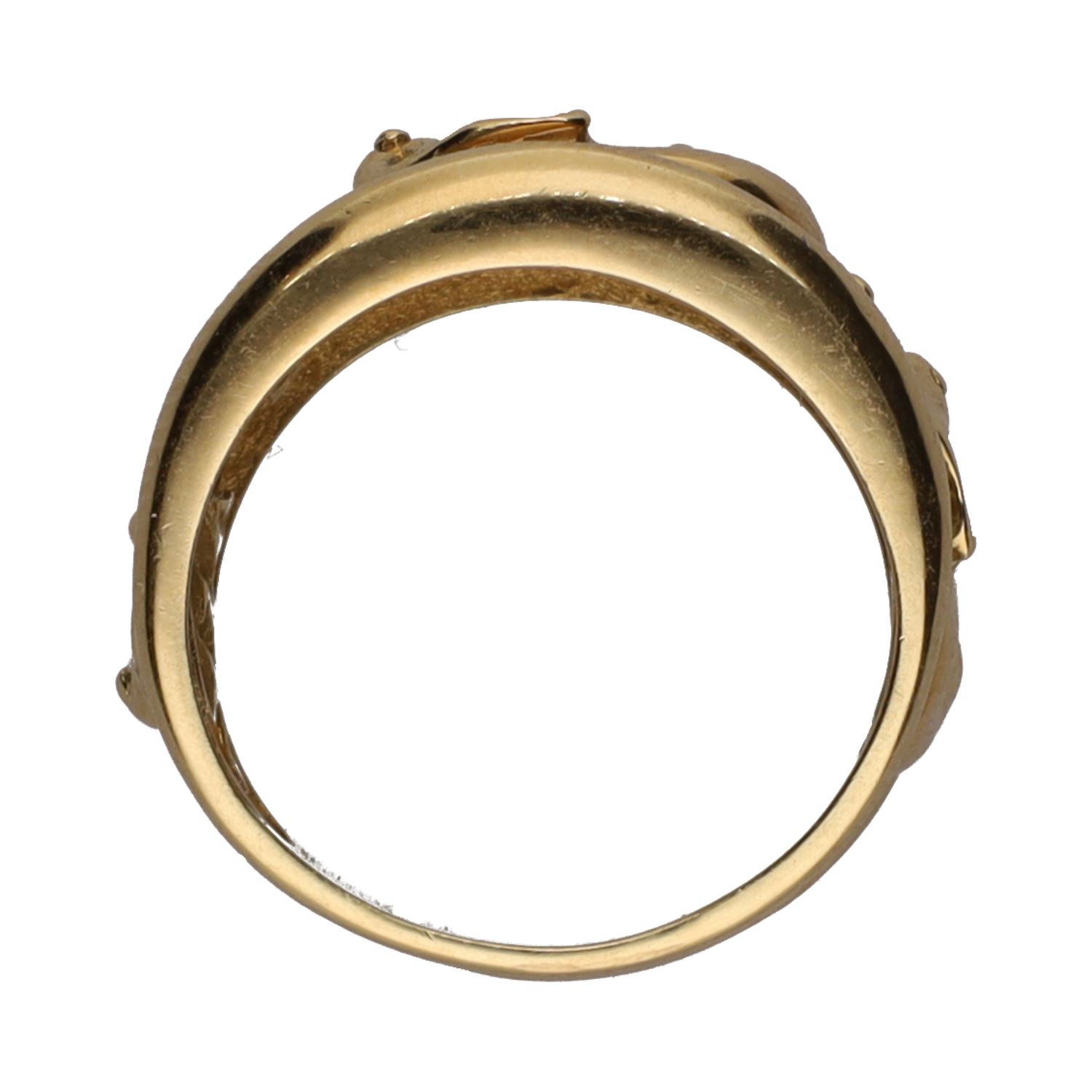 Sortija en oro amarillo y detalles con elefantes.