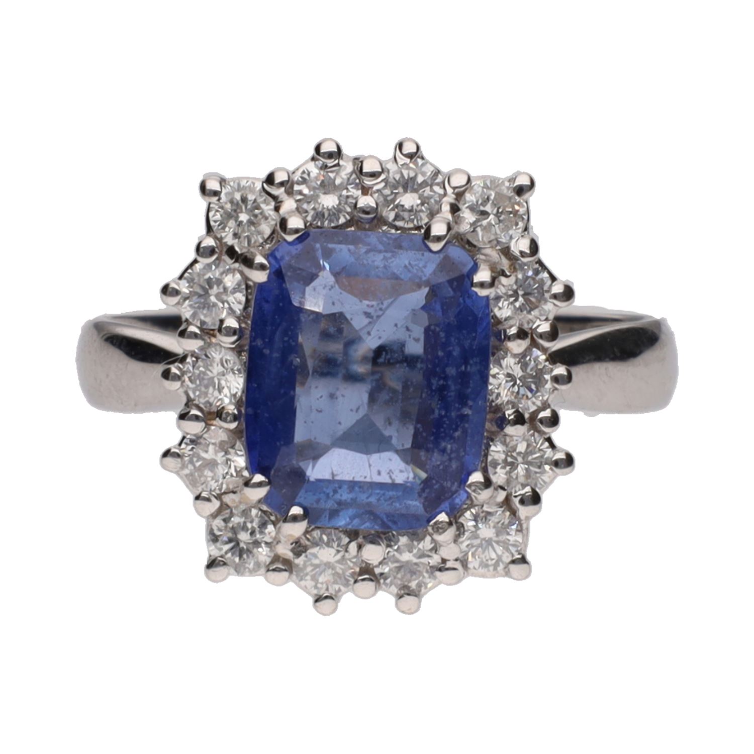 Sortija en oro blanco con zafiro y brillantes.