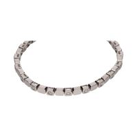 Pulsera tipo riviere en oro blanco con brillantes en chatón.