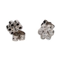 Pendientes en oro blanco con brillantes.