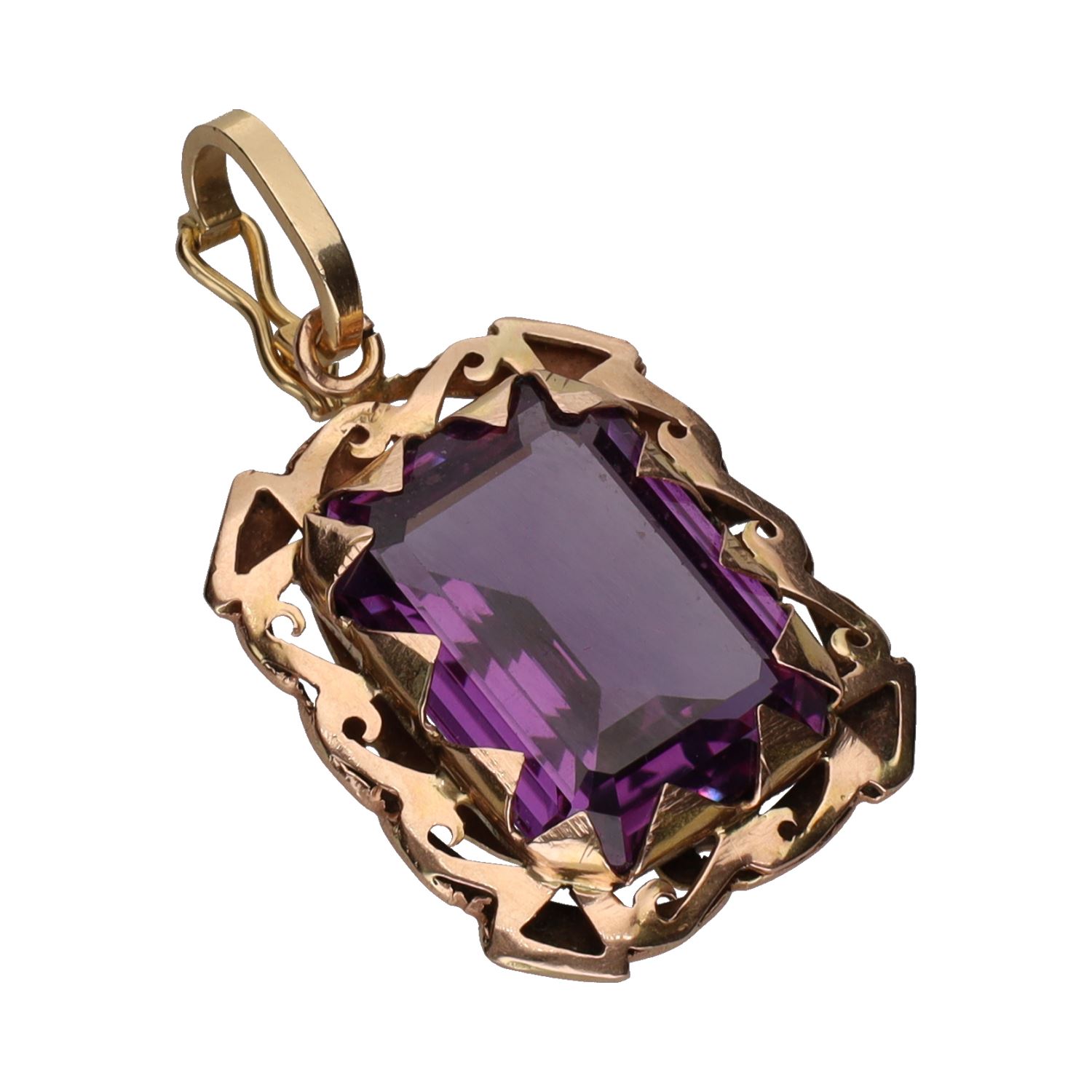 Colgante en oro amarillo con una amatista.