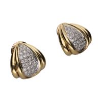 Pendientes en oro amarillo con cuajado de brillantes.