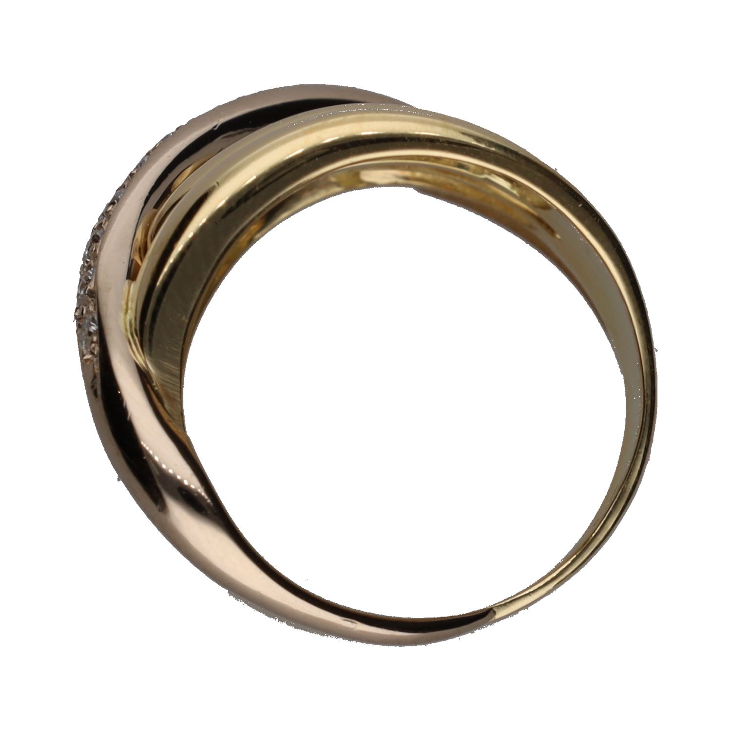 Sortija ancha en oro amarillo con brillantes. Talla 12-13.