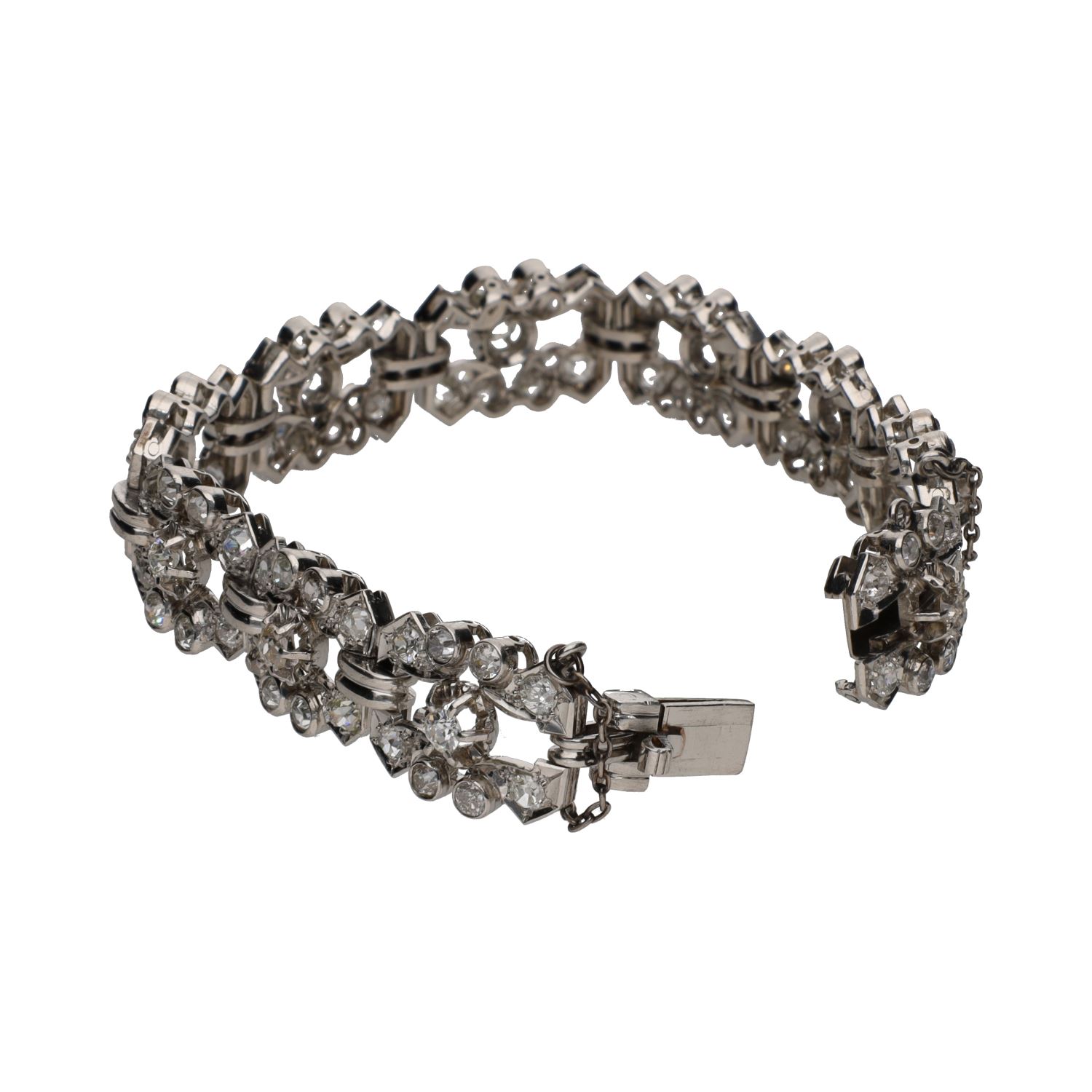 Pulsera antigua en platino con diamantes.