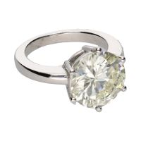 Sortija solitario en oro blanco con un brillante 5,40ct.   Talla 12.