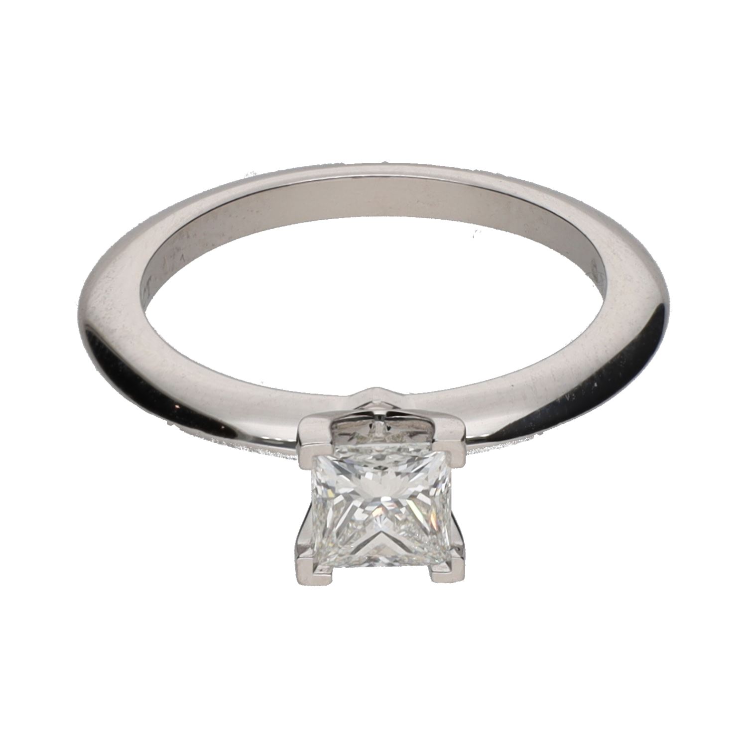 Sortija solitario tiffany & co. En platino con un brillante 0,62ct. Talla 12.