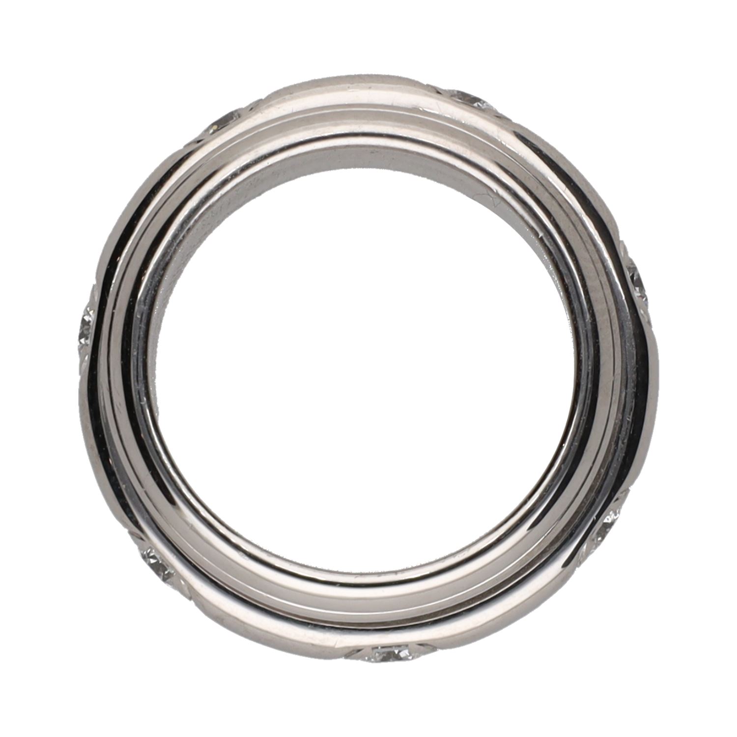 Sortija possession de piaget en oro blanco con brillantes. Talla 57