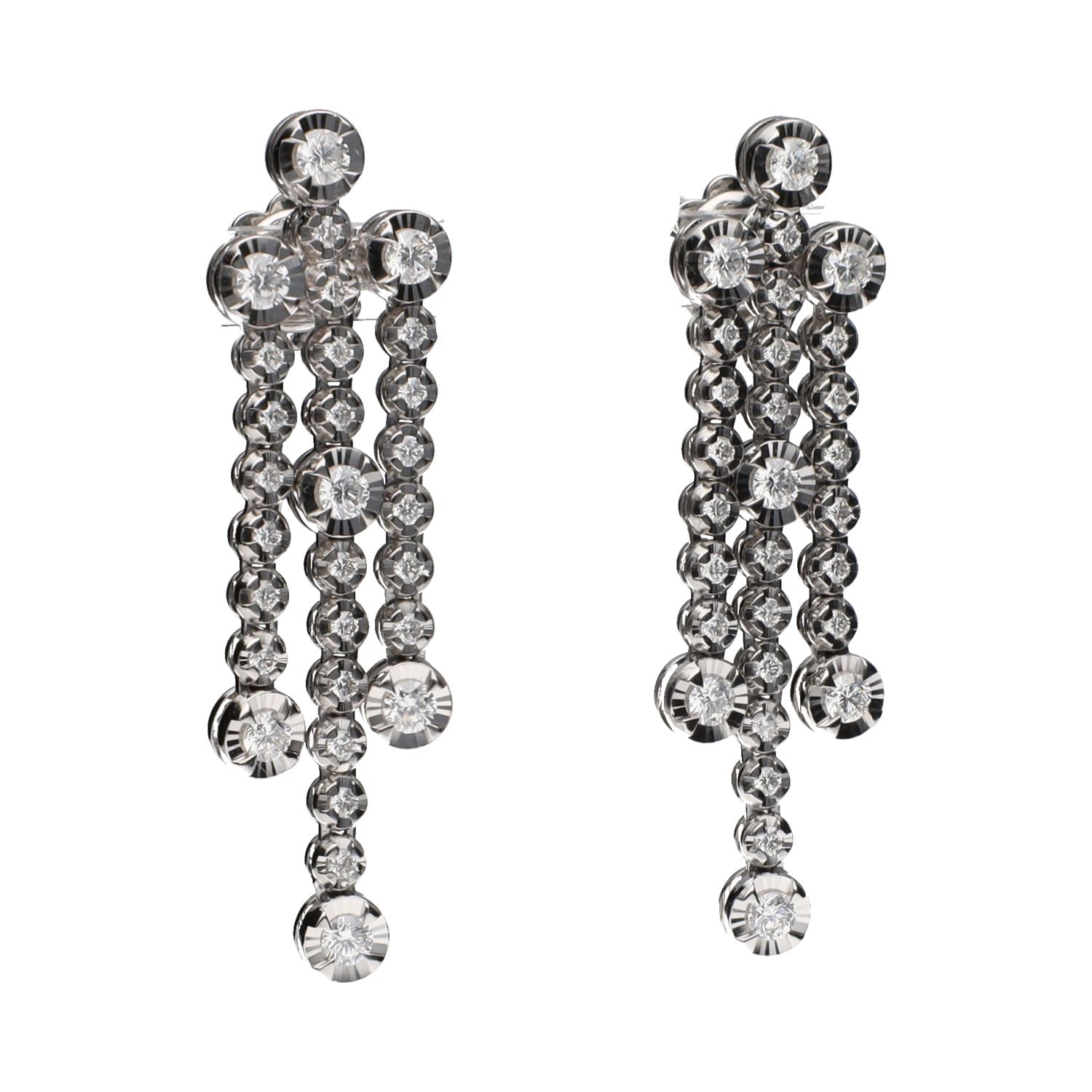 Pendientes en oro blanco con brillantes.
