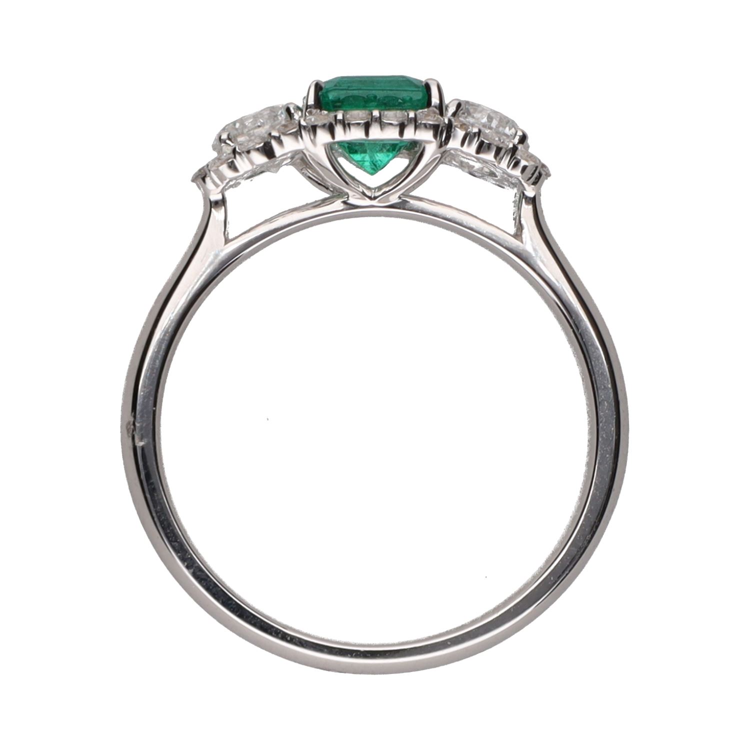 Sortija en oro blanco con esmeralda y brillantes. Talla 14.