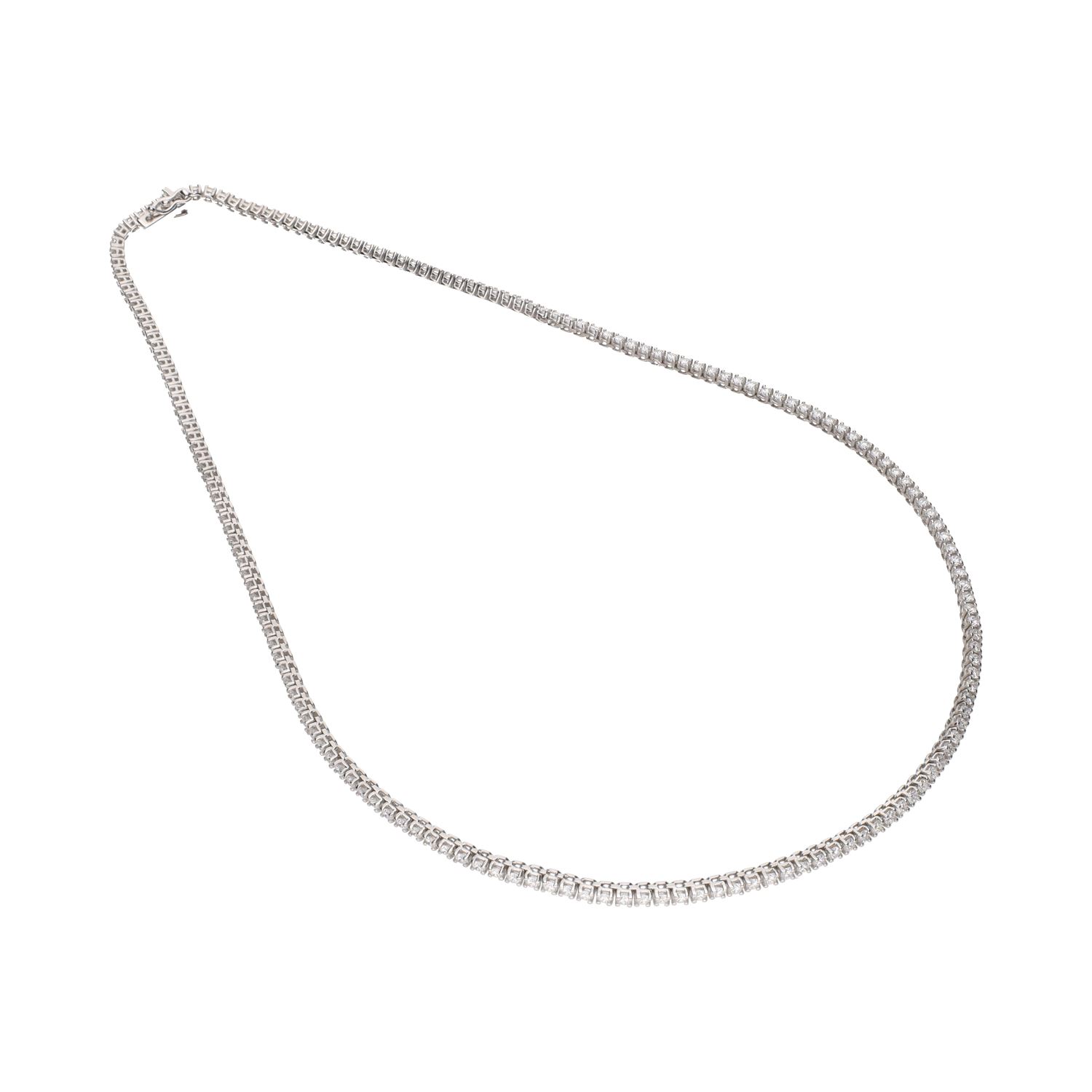 Collar riviere en oro blanco con brillantes.