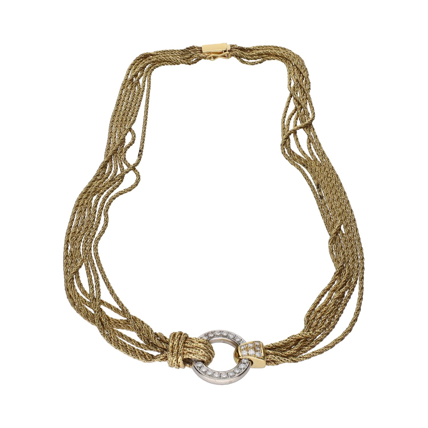 Collar de hilos realizado en oro amarillo y oro blanco con brillantes.