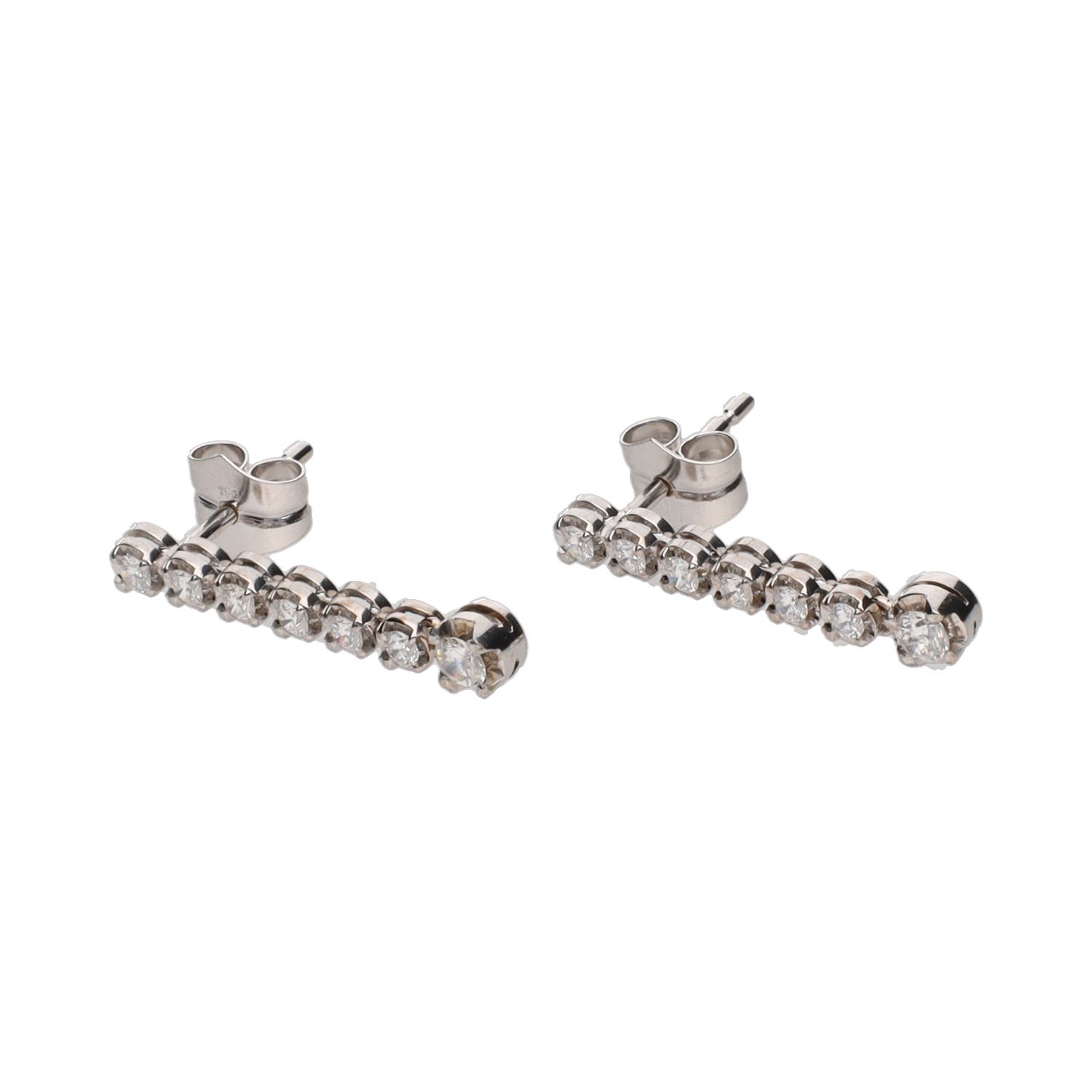 Pendientes en oro blanco con brillantes.