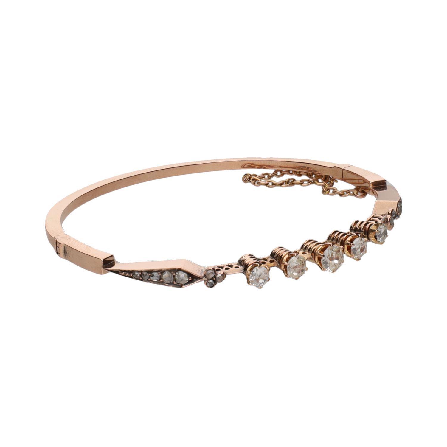 Pulsera antigua rígida en oro amarillo con diamantes.