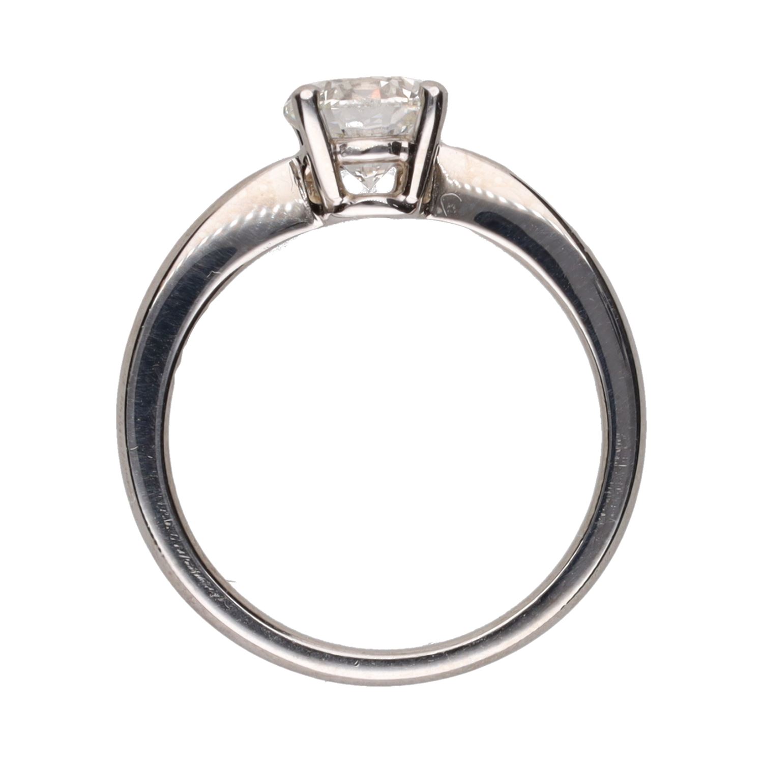 Sortija solitario en platino con un brillante de 1,00ct.  Talla 11.