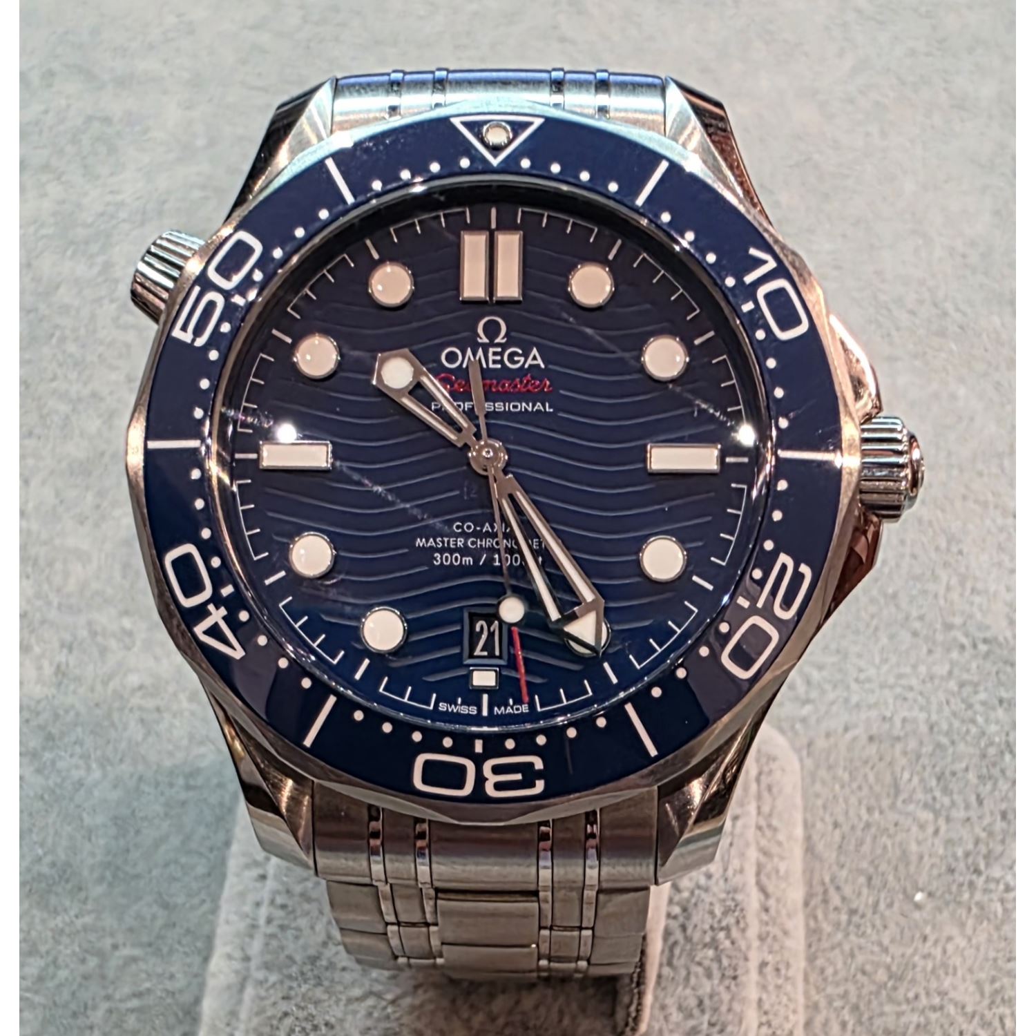 Seamaster diver 300m acero esfera azul cerámica 42mm.   