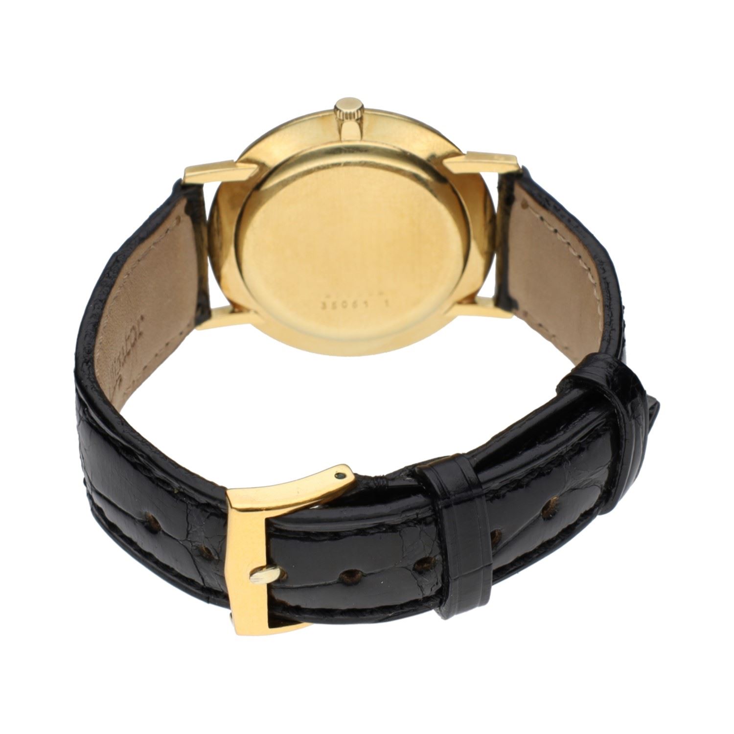 Clásico oro amarillo cuerda manual 33mm.   