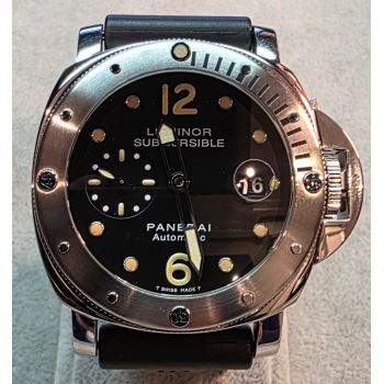 PANERAI<BR>LUMINOR SUBMERSIBLE ACERO 44MM. · ref.: PAM00024