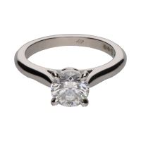 Sortija solitario de cartier en platino con un brillante 1,01ct. Talla 49.