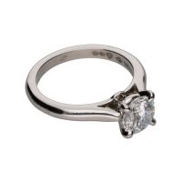 Sortija solitario de cartier en platino con un brillante 1,01ct. Talla 49.