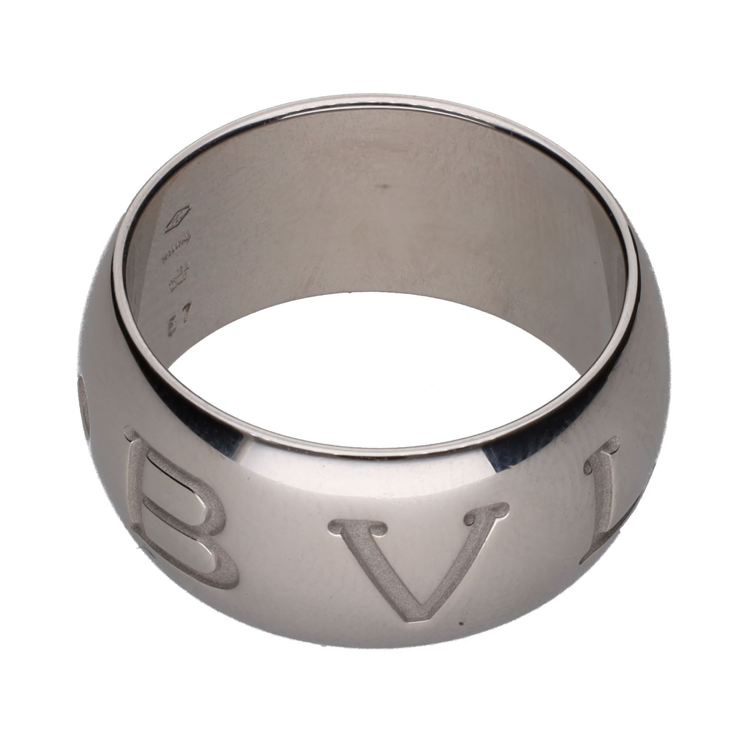 Sortija bulgari en oro blanco. Talla 57.