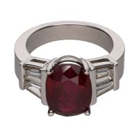 ANILLOS / SORTIJAS<BR>SORTIJA EN ORO BLANCO CON RUBÍ Y DIAMA...
