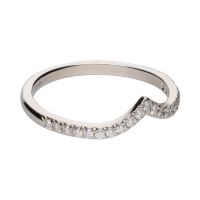 Sortija tiffany & co. Realizado en platino y brillantes. Talla 17.