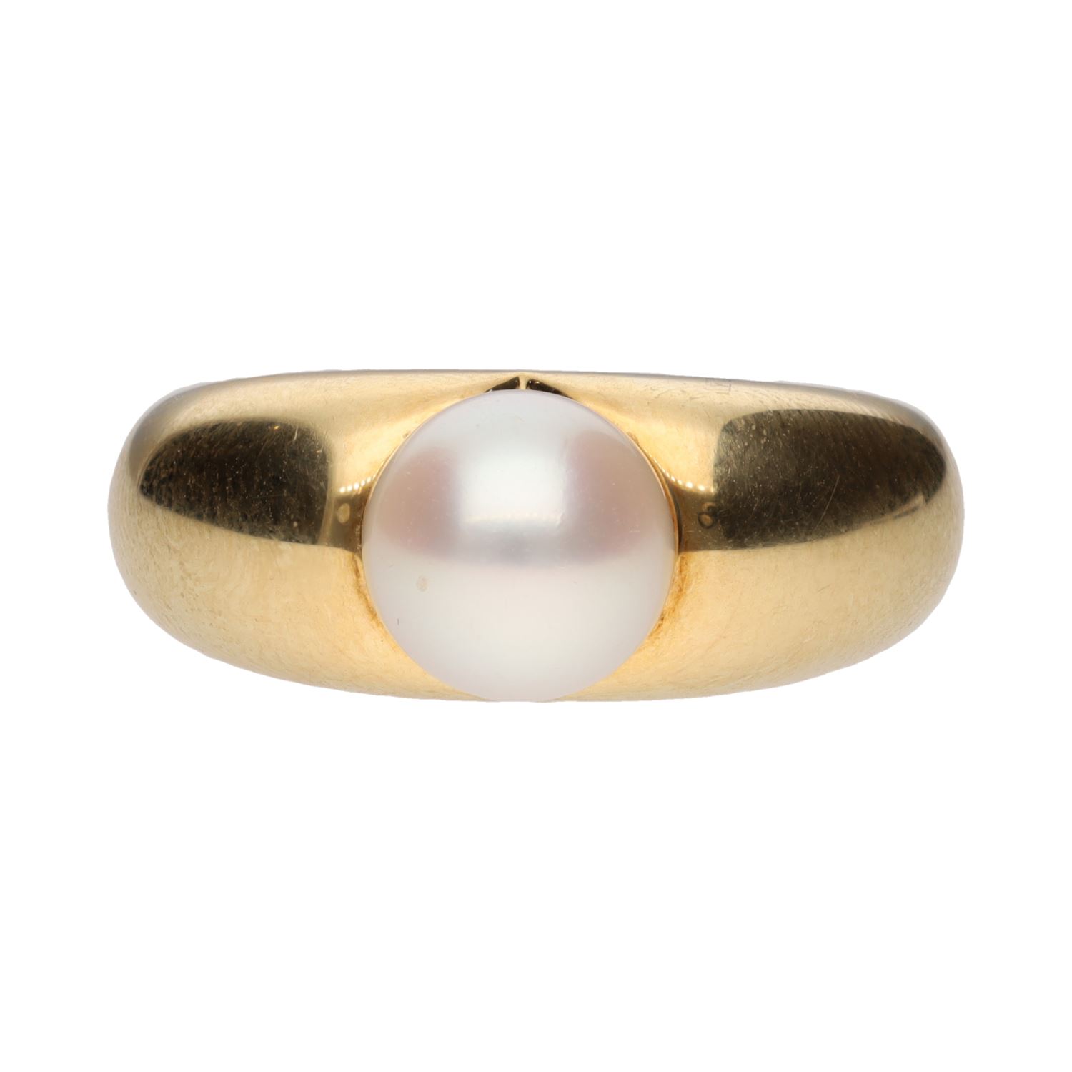Sortija corazón de cartier en oro amarillo con perla. Talla 59.